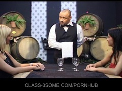 KiloPanties presents: 3some tip for the waiter