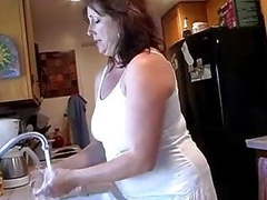 KiloPanties presents: Hairy mom