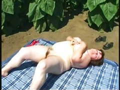 KiloPanties presents: Fat mature outdoor r20