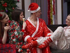 KiloPanties presents: Lucky dude gets the best christmas gift - lina sun and alice xo