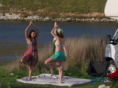 KiloPanties presents: Emma korti has a lesbian threesome with olivia trunk and kira viburn