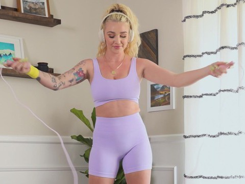KiloPanties presents: Fit blonde kendra sunderland needs to be fucked hard after working out