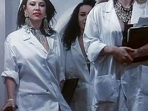 KiloPanties presents: Moana pozzi e la clinica del sesso (full movie)