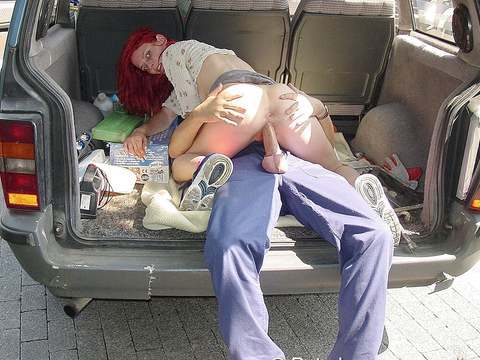 KiloPanties presents: Adac roadside assistance of a special kind