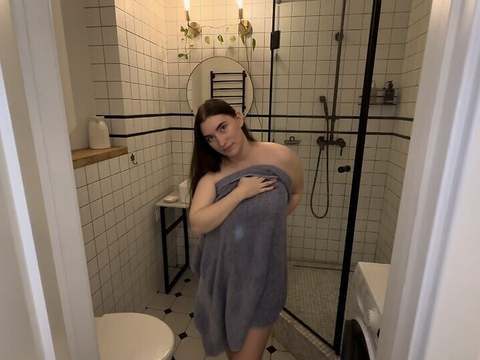 KiloPanties presents: Watched his stepsister and fucked her right in the shower