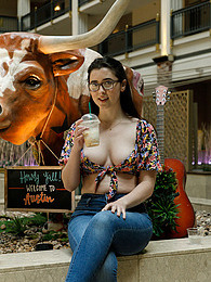 KiloPanties presents: Ophelia Palantine Renaissance...