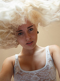 KiloPanties presents: Naomi Woods Healthy In Hollywood